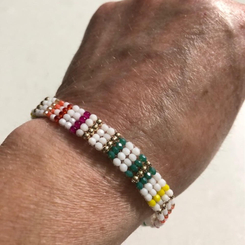 NWT - Multi-coloured Beaded Bracelet
